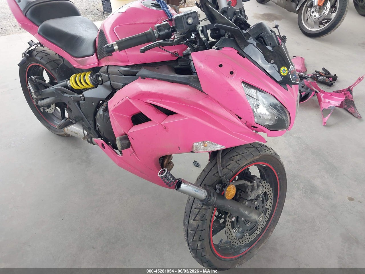 JKAEXEE19DD****** · 2013 KAWASAKI EX650 E