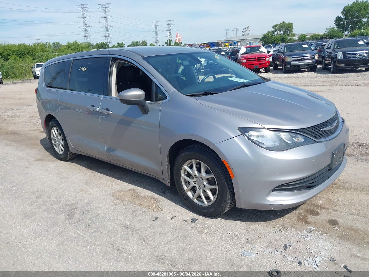 2C4RC1CG7HR****** · 2017 CHRYSLER PACIFICA LX