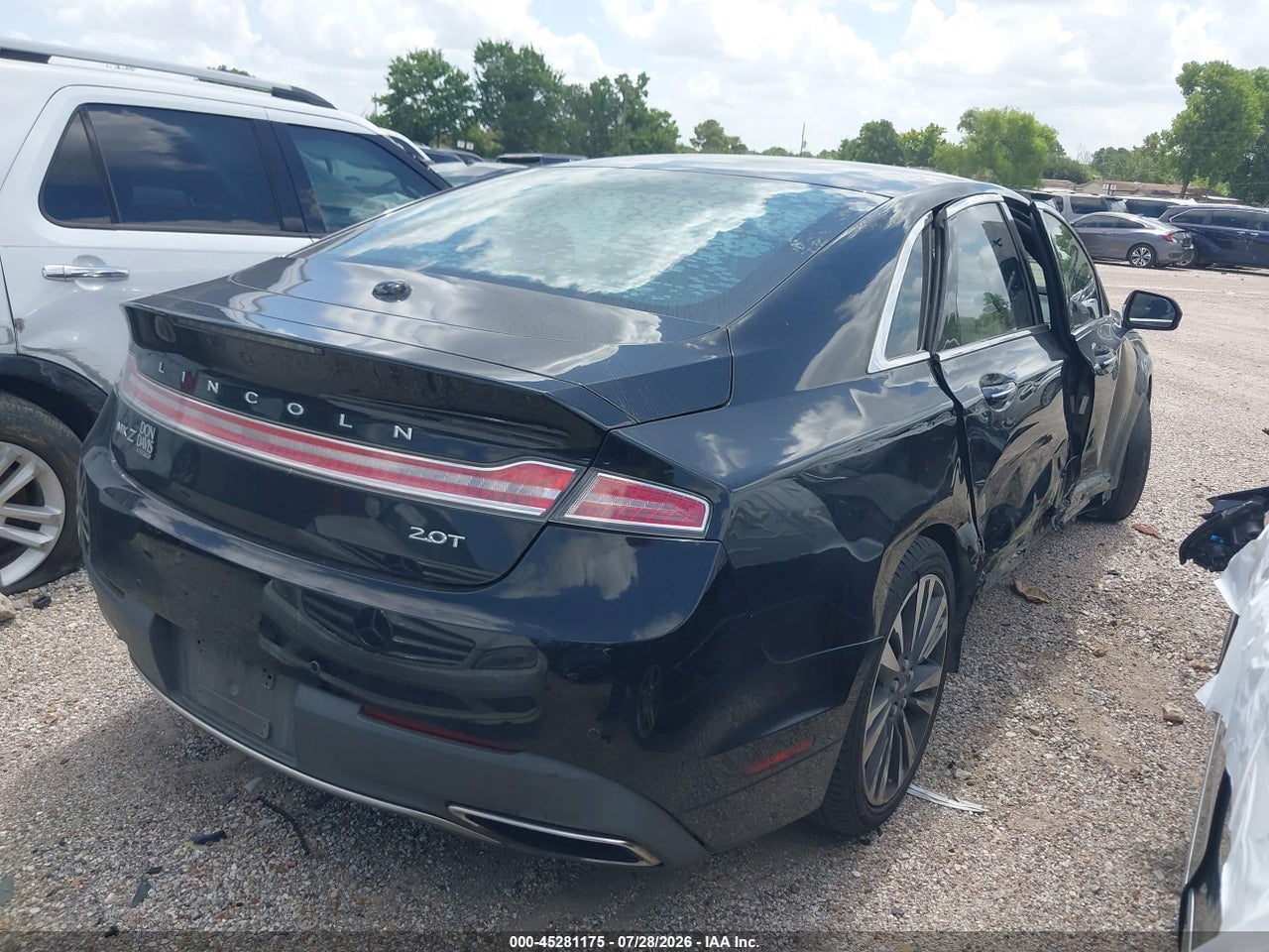 2017 LINCOLN MKZ SELECT · 4/10