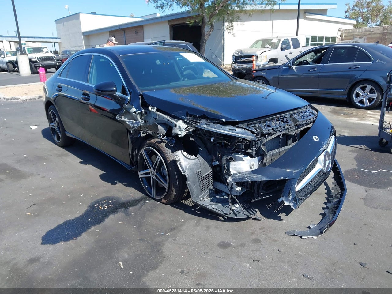 WDD3G4EB5KW****** · 2019 MERCEDES-BENZ A 220