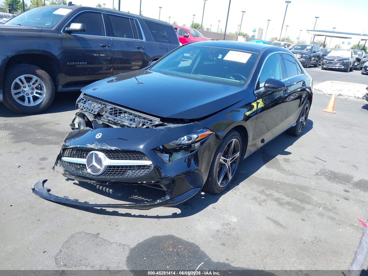 2019 MERCEDES-BENZ A 220   · 2/11