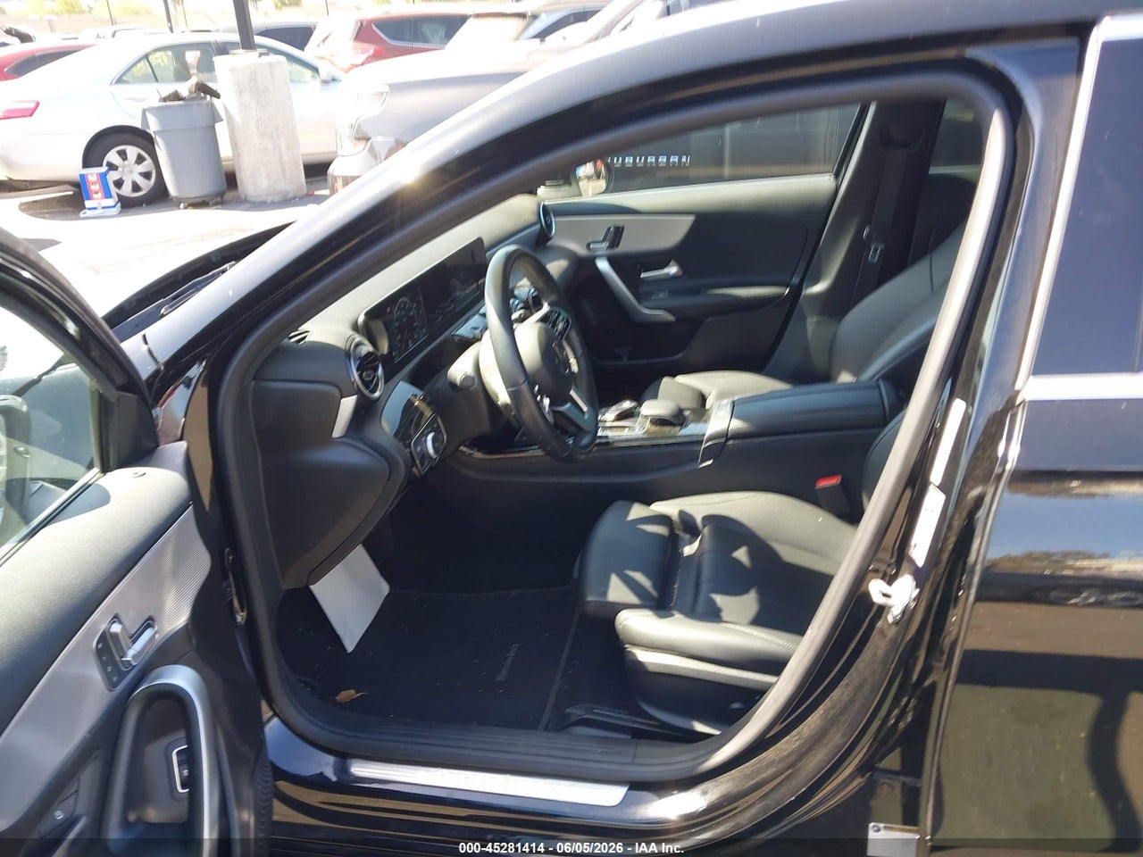 2019 MERCEDES-BENZ A 220   · 5/11