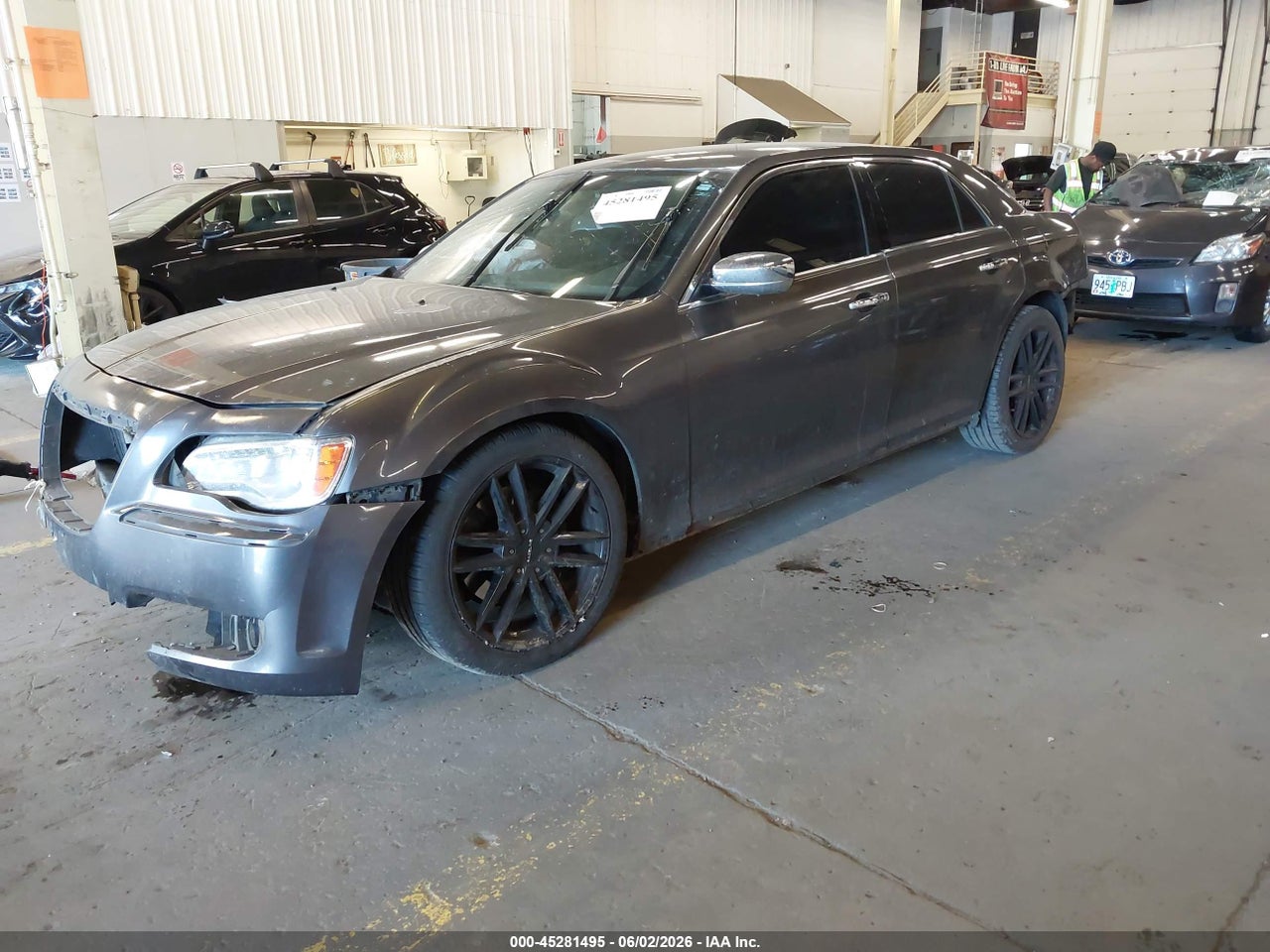 2013 CHRYSLER 300C   · 2/11