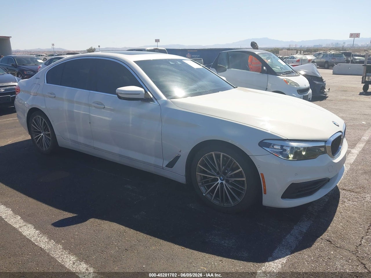 WBAJA9C59KB****** · 2019 BMW 530E IPERFORMANCE