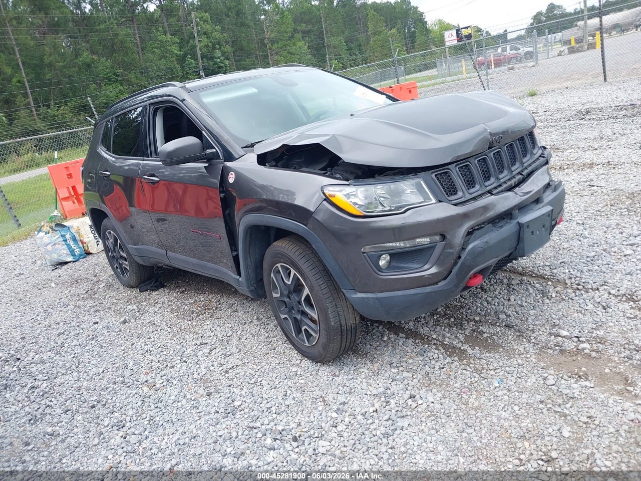 3C4NJDDBXKT****** · 2019 JEEP COMPASS TRAILHAWK 4X4