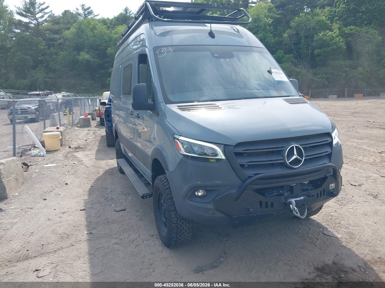 W1W4EBVY0LP****** · 2020 MERCEDES-BENZ SPRINTER 2500 STANDARD ROOF V6