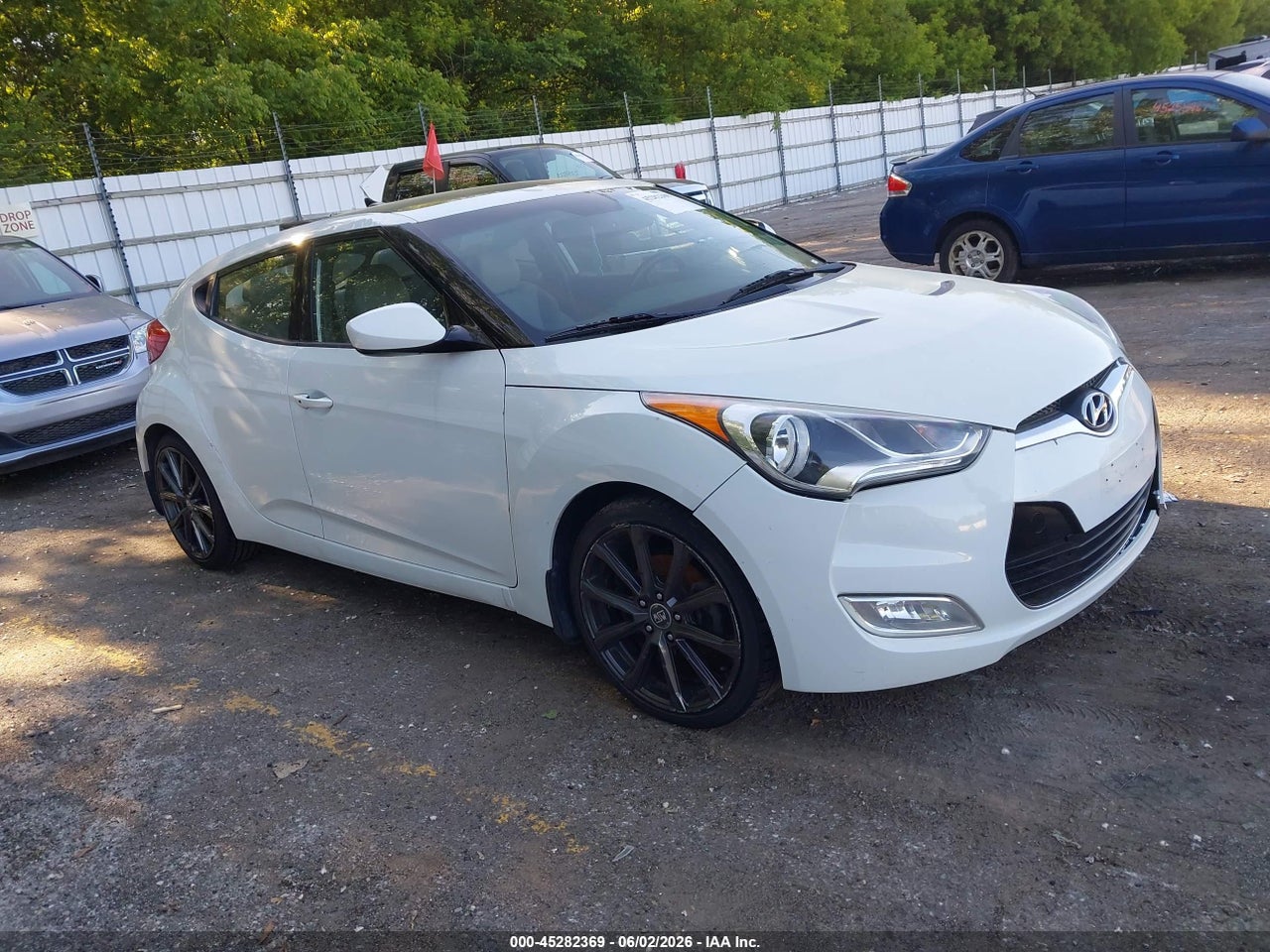 KMHTC6AD2DU****** · 2013 HYUNDAI VELOSTER BASE W/GRAY