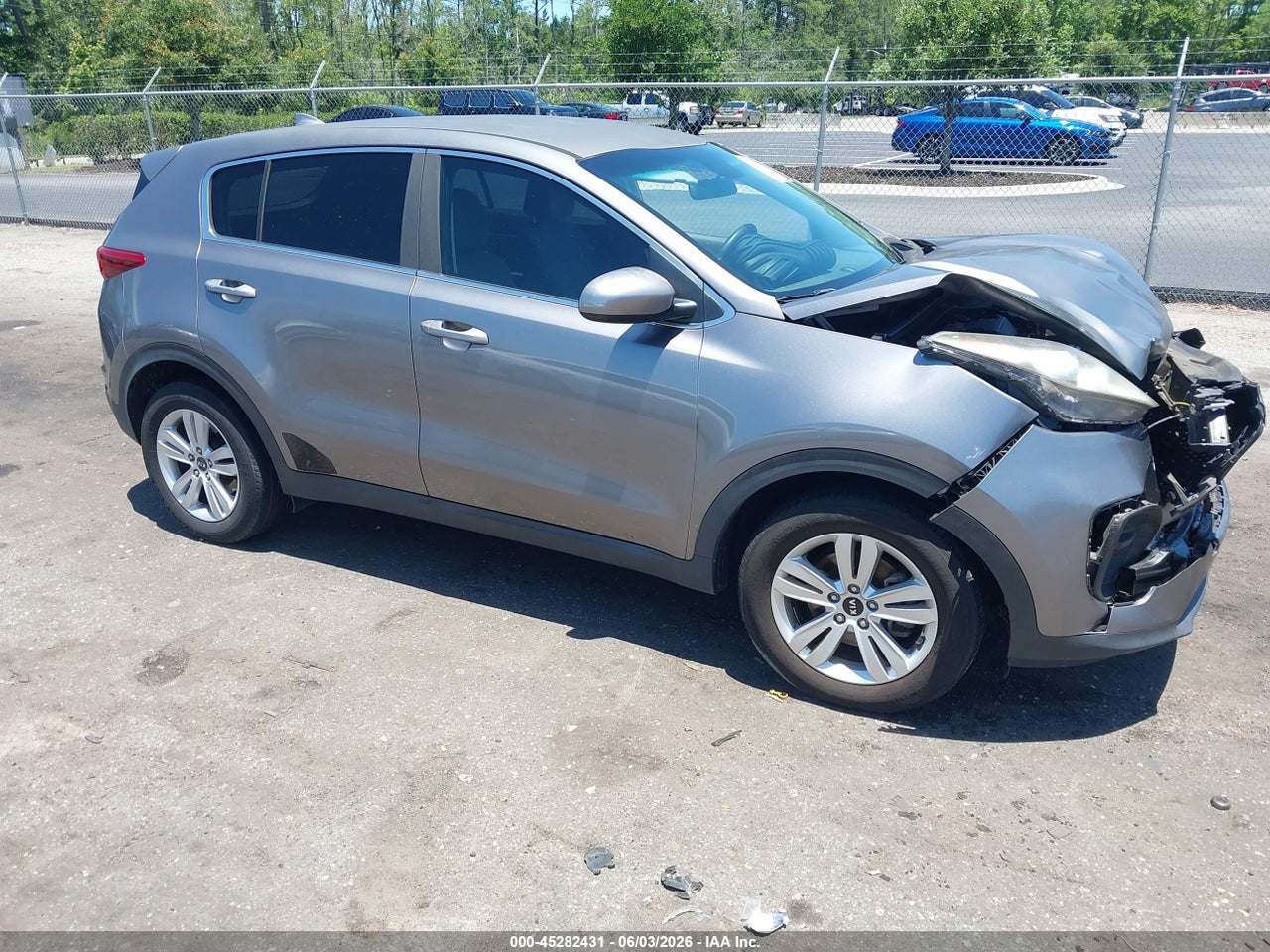 KNDPM3AC3J7****** · 2018 KIA SPORTAGE LX