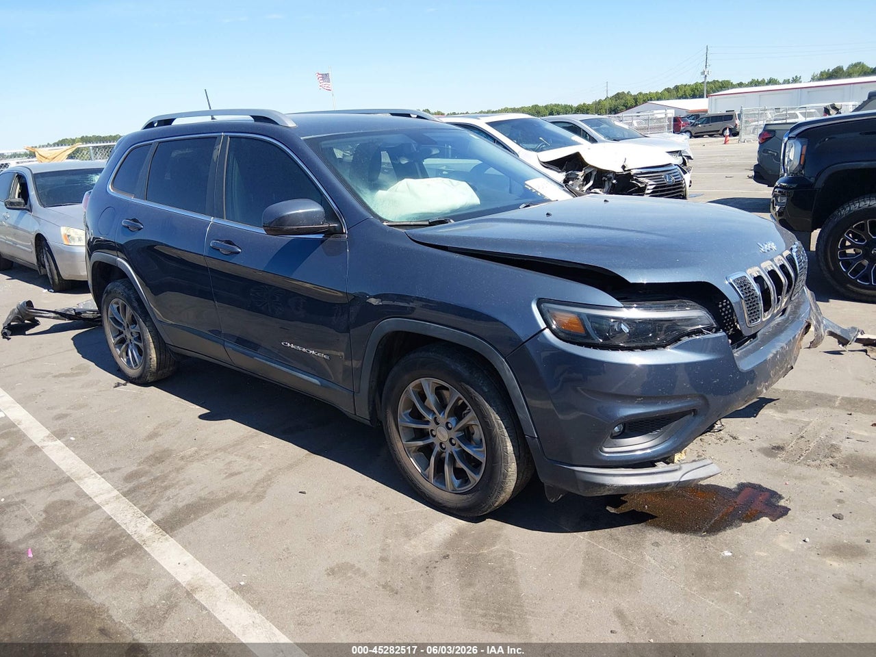 1C4PJLLX4KD****** · 2019 JEEP CHEROKEE LATITUDE PLUS FWD
