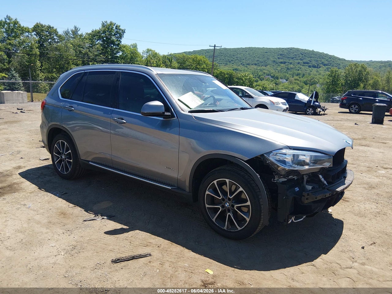 5UXKR6C5XH0****** · 2017 BMW X5 XDRIVE50I