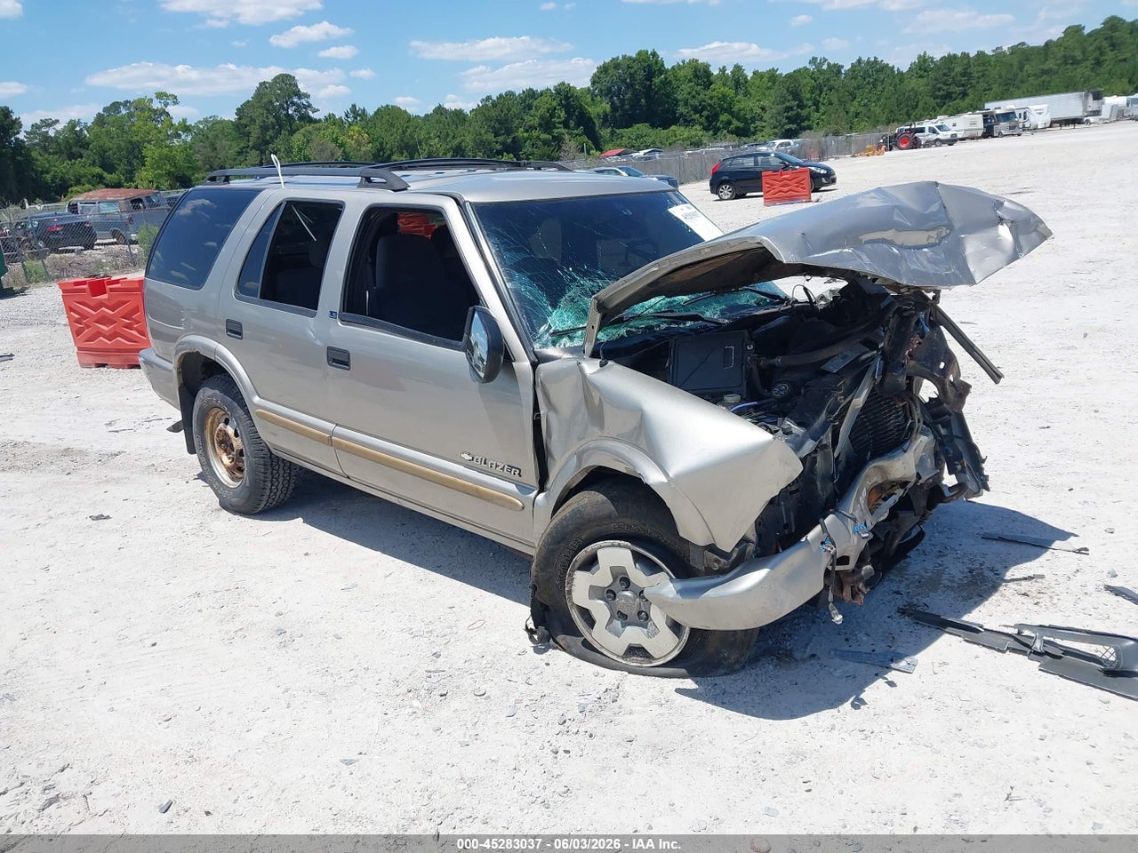 1GNDT13W22K****** · 2002 CHEVROLET BLAZER LS