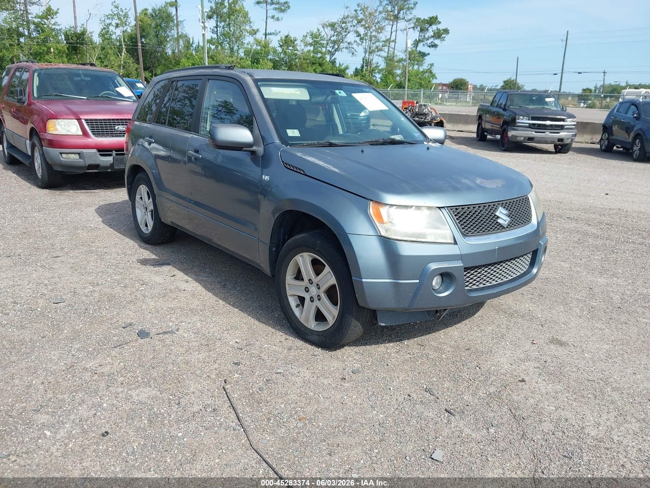 JS3TE944984****** · 2008 SUZUKI GRAND VITARA