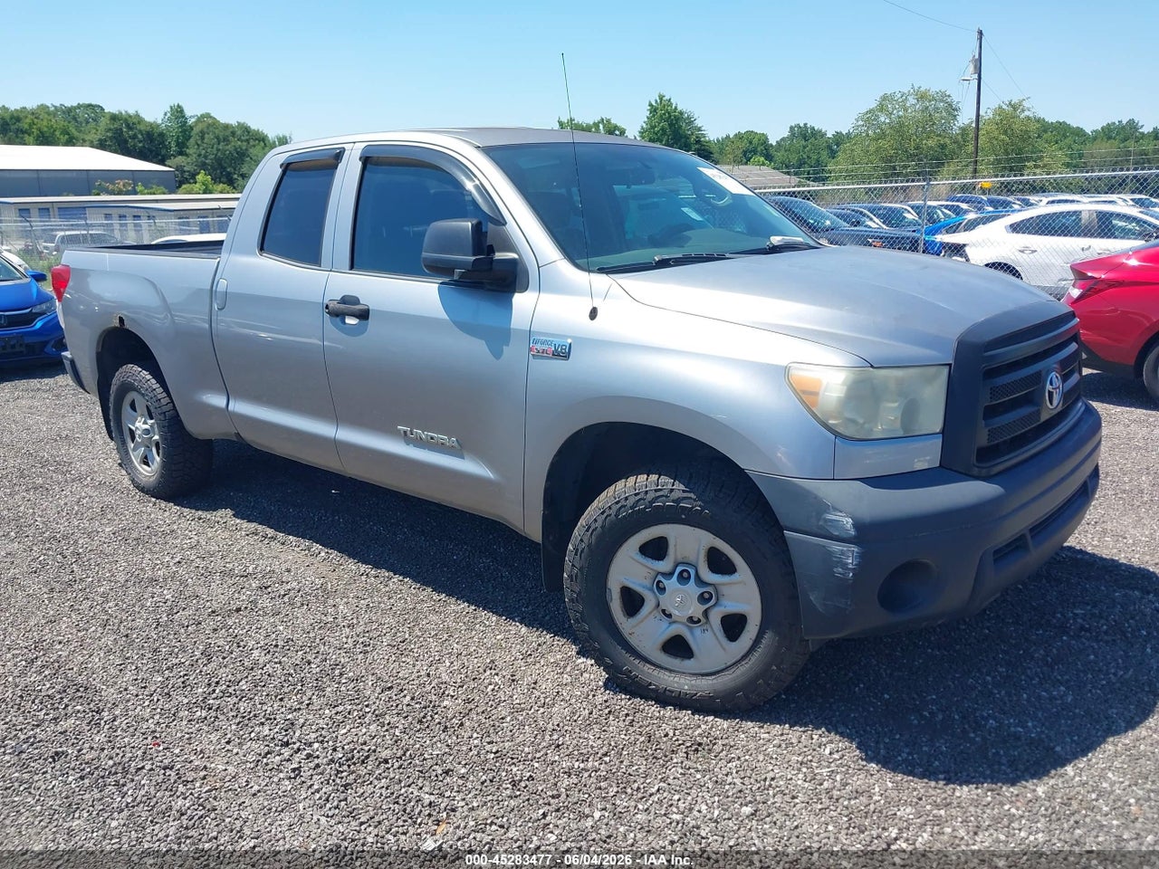 5TFUW5F12AX****** · 2010 TOYOTA TUNDRA GRADE 5.7L V8
