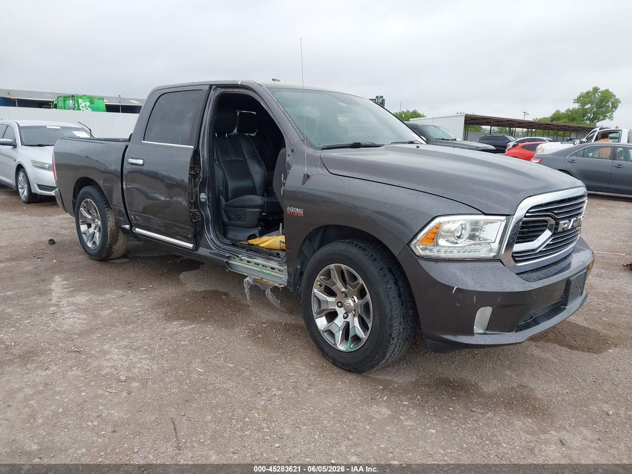 1C6RR6PT1HS****** · 2017 RAM 1500 LIMITED  4X2 5'7 BOX