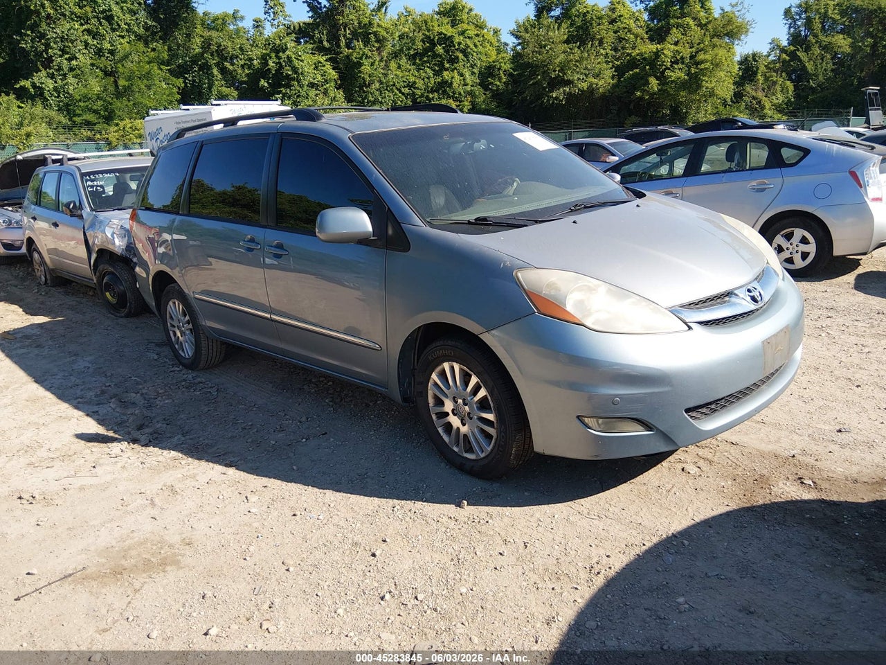 5TDDK4CC8AS****** · 2010 TOYOTA SIENNA LIMITED