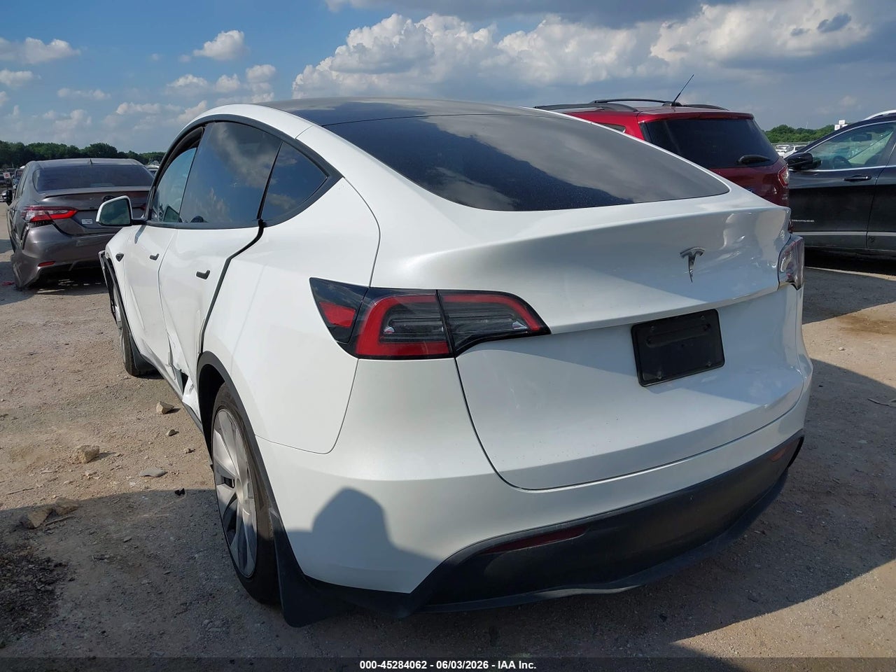 2024 TESLA MODEL Y LONG RANGE SINGLE MOTOR REAR-WHEEL DRIVE/RWD · 3/9