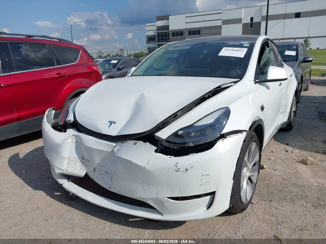 2024 TESLA MODEL Y LONG RANGE SINGLE MOTOR REAR-WHEEL DRIVE/RWD · 2/9