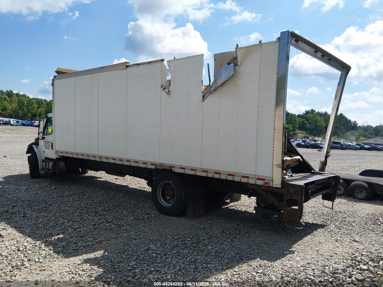 3ALACWDT8HD****** · 2017 FREIGHTLINER M2 106 · 3/11