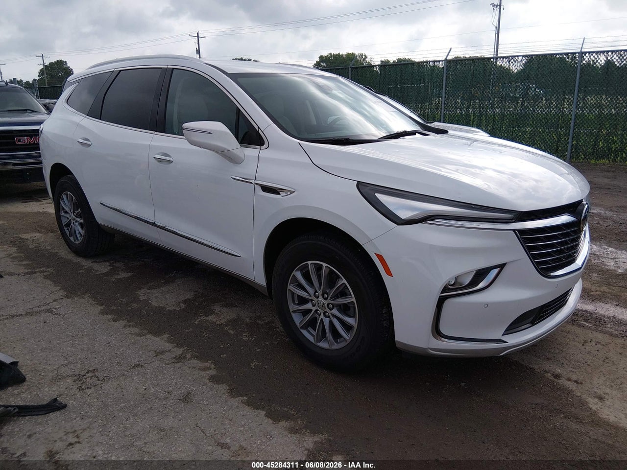 5GAERBKW6RJ****** · 2024 BUICK ENCLAVE ESSENCE FWD