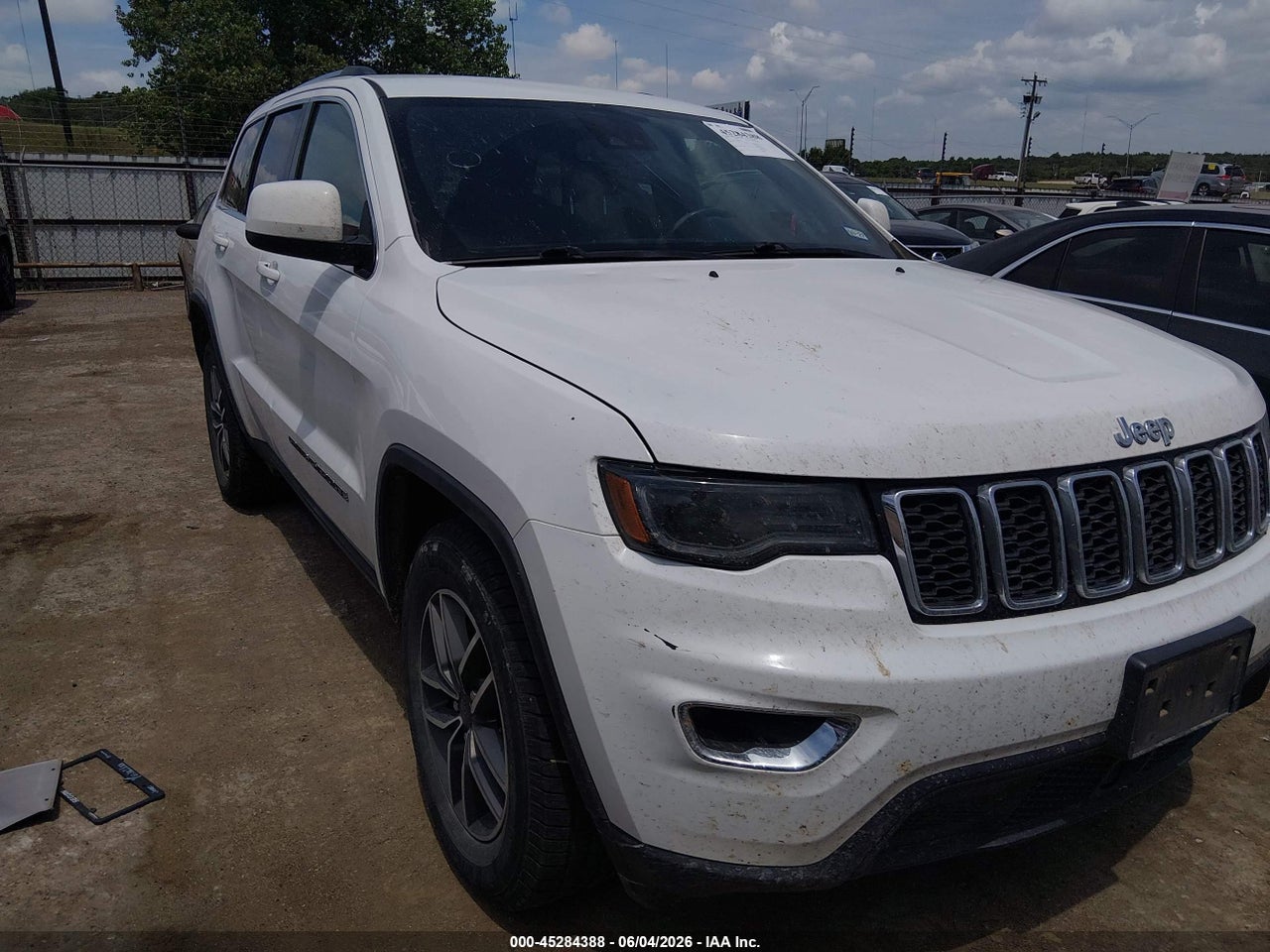 1C4RJEAG3LC****** · 2020 JEEP GRAND CHEROKEE LAREDO E 4X2