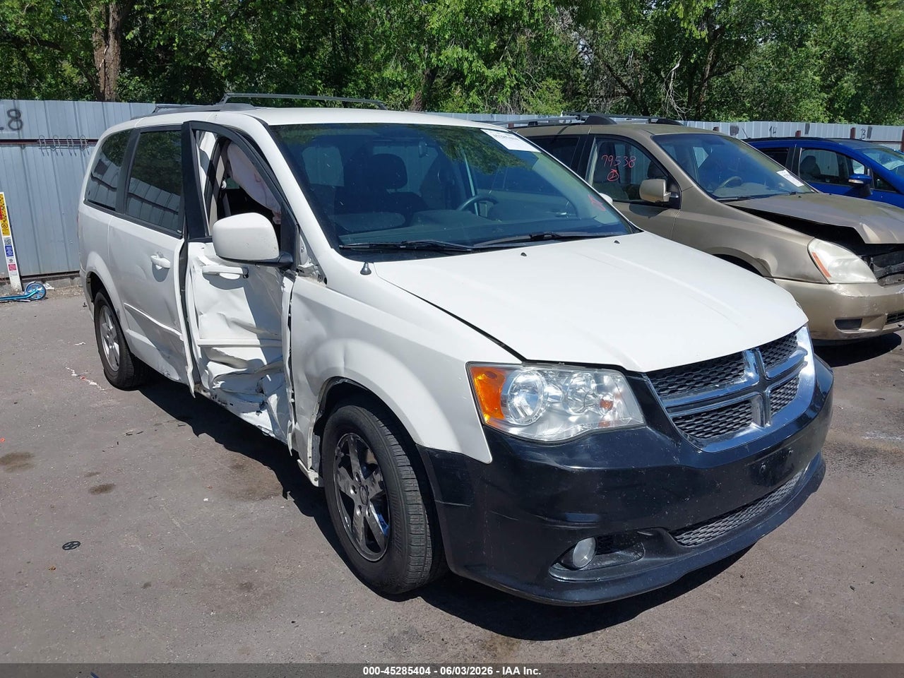 2C4RDGCG2DR****** · 2013 DODGE GRAND CARAVAN SXT