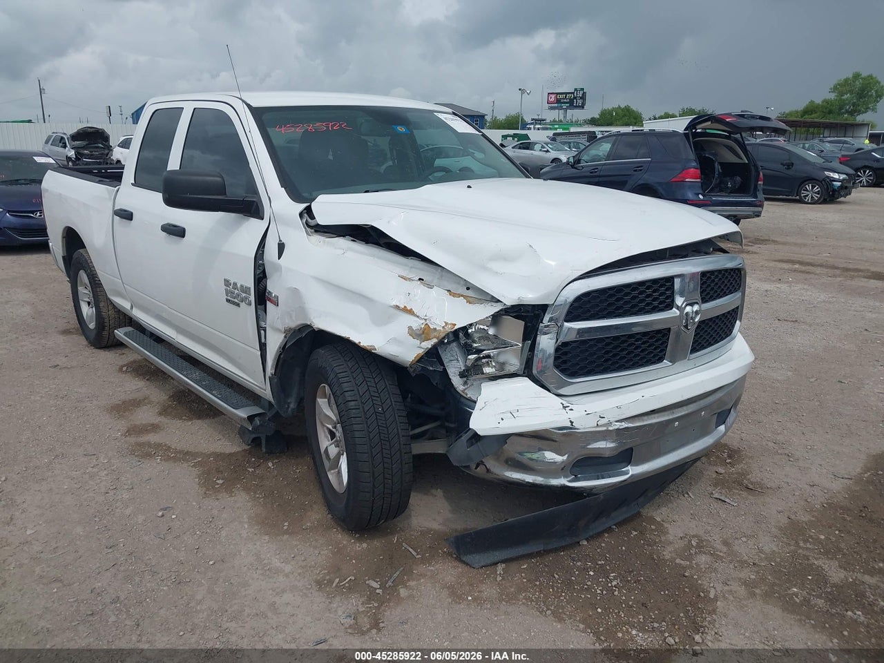 1C6RR6FT5KS****** · 2019 RAM 1500 CLASSIC TRADESMAN  4X2 6'4 BOX