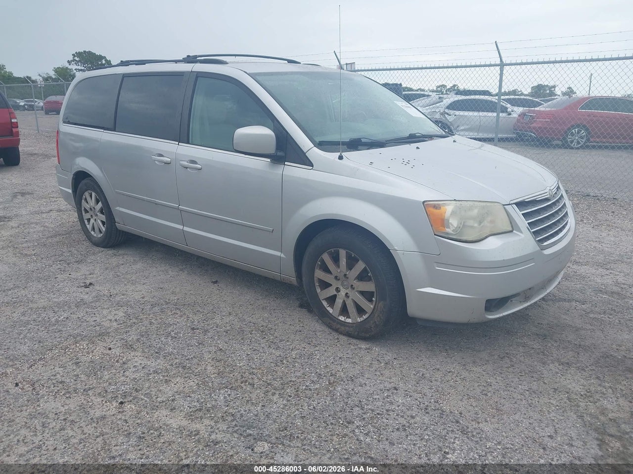 2A8HR54P48R****** · 2008 CHRYSLER TOWN &amp; COUNTRY TOURING