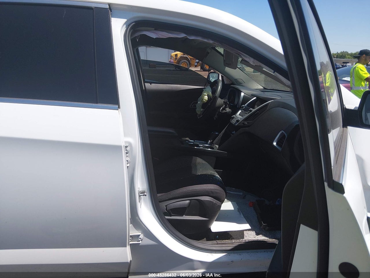2GNALCEK2H1****** · 2017 CHEVROLET EQUINOX LT · 5/11
