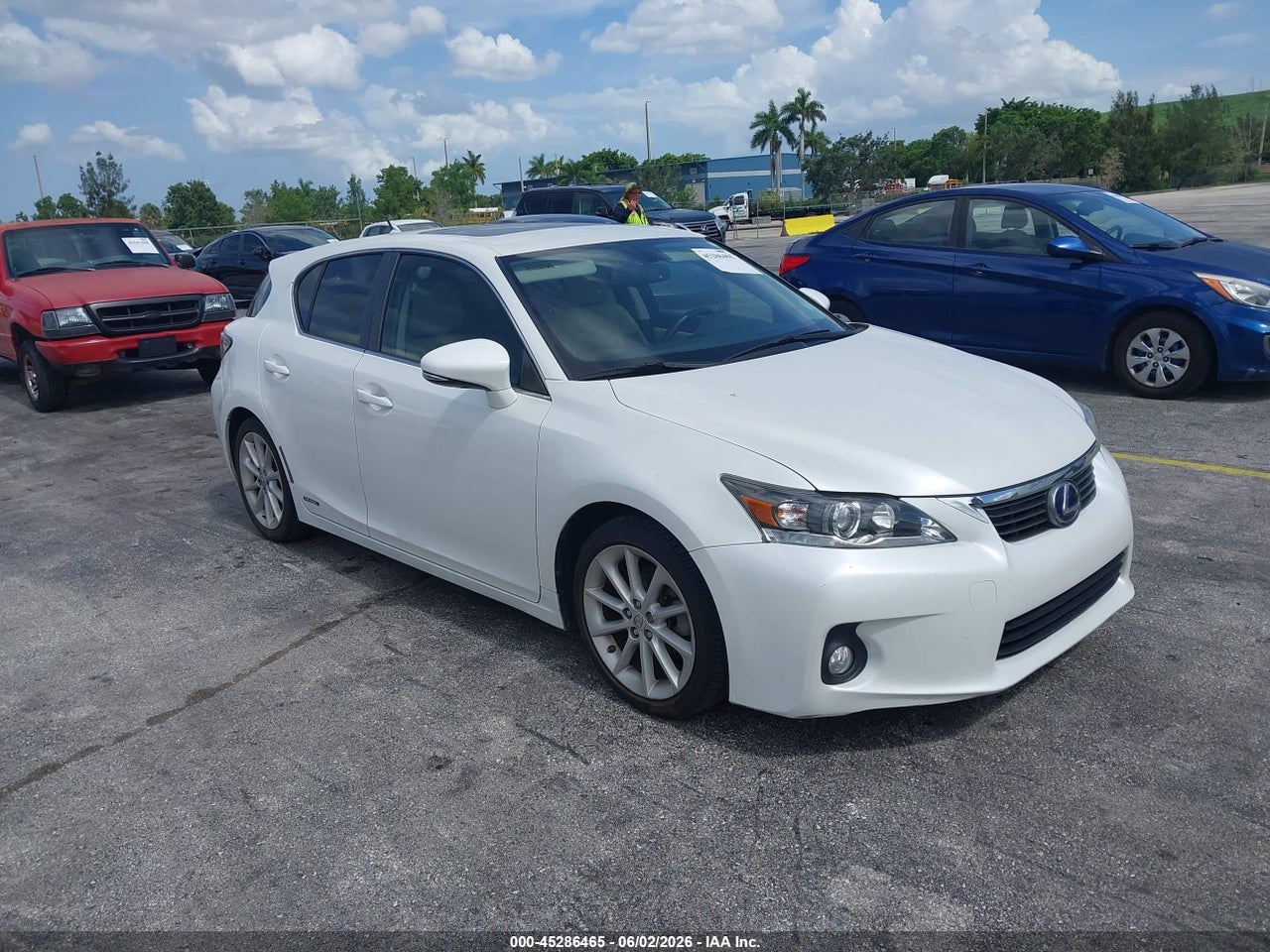 JTHKD5BH8C2****** · 2012 LEXUS CT 200H PREMIUM