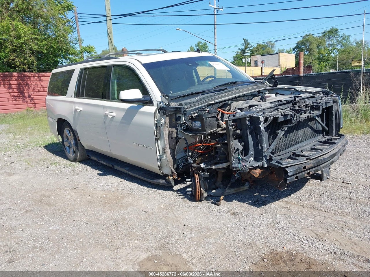 1GNSKJKC7FR****** · 2015 CHEVROLET SUBURBAN 1500 LT