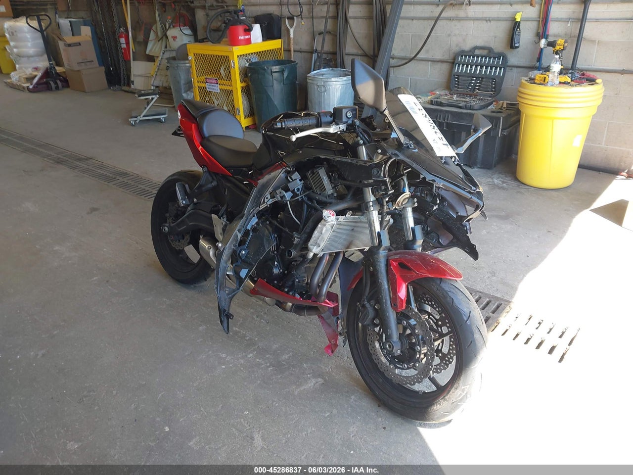 ML5EXEN18ND****** · 2022 KAWASAKI EX650 N