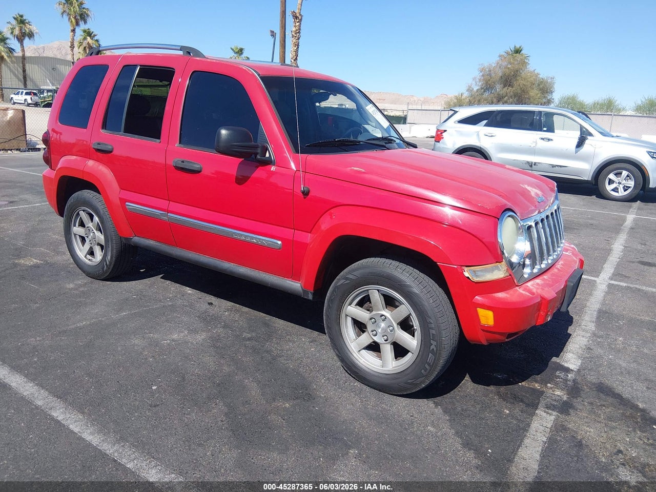 1J4GK58K85W****** · 2005 JEEP LIBERTY LIMITED EDITION