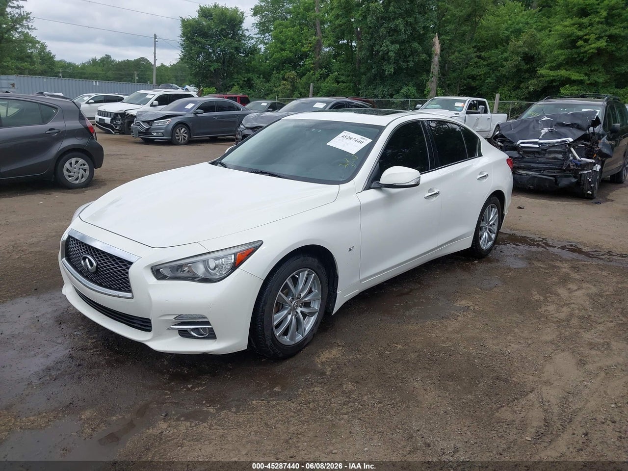 2015 INFINITI Q50 PREMIUM · 2/11