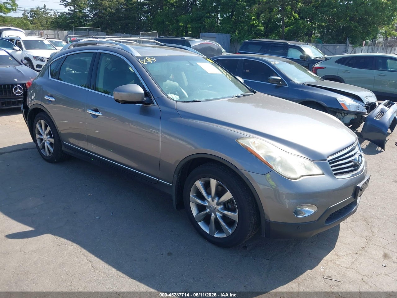 JN1AJ0HRXCM****** · 2012 INFINITI EX35 JOURNEY