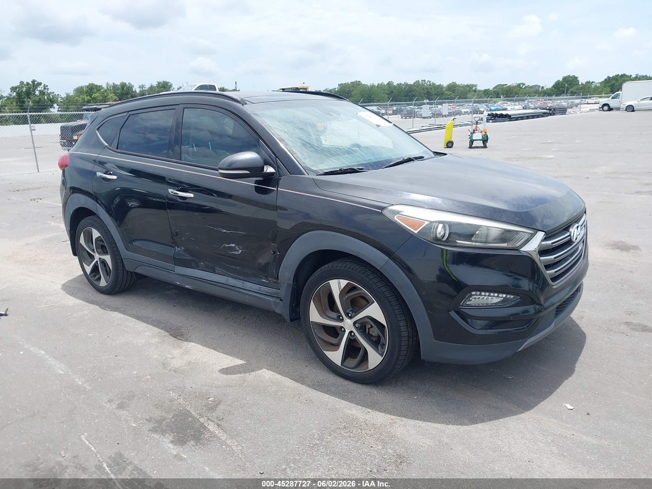 KM8J33A24GU****** · 2016 HYUNDAI TUCSON LIMITED