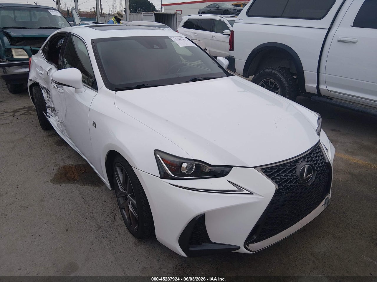 JTHBA1D29H5****** · 2017 LEXUS IS 200T