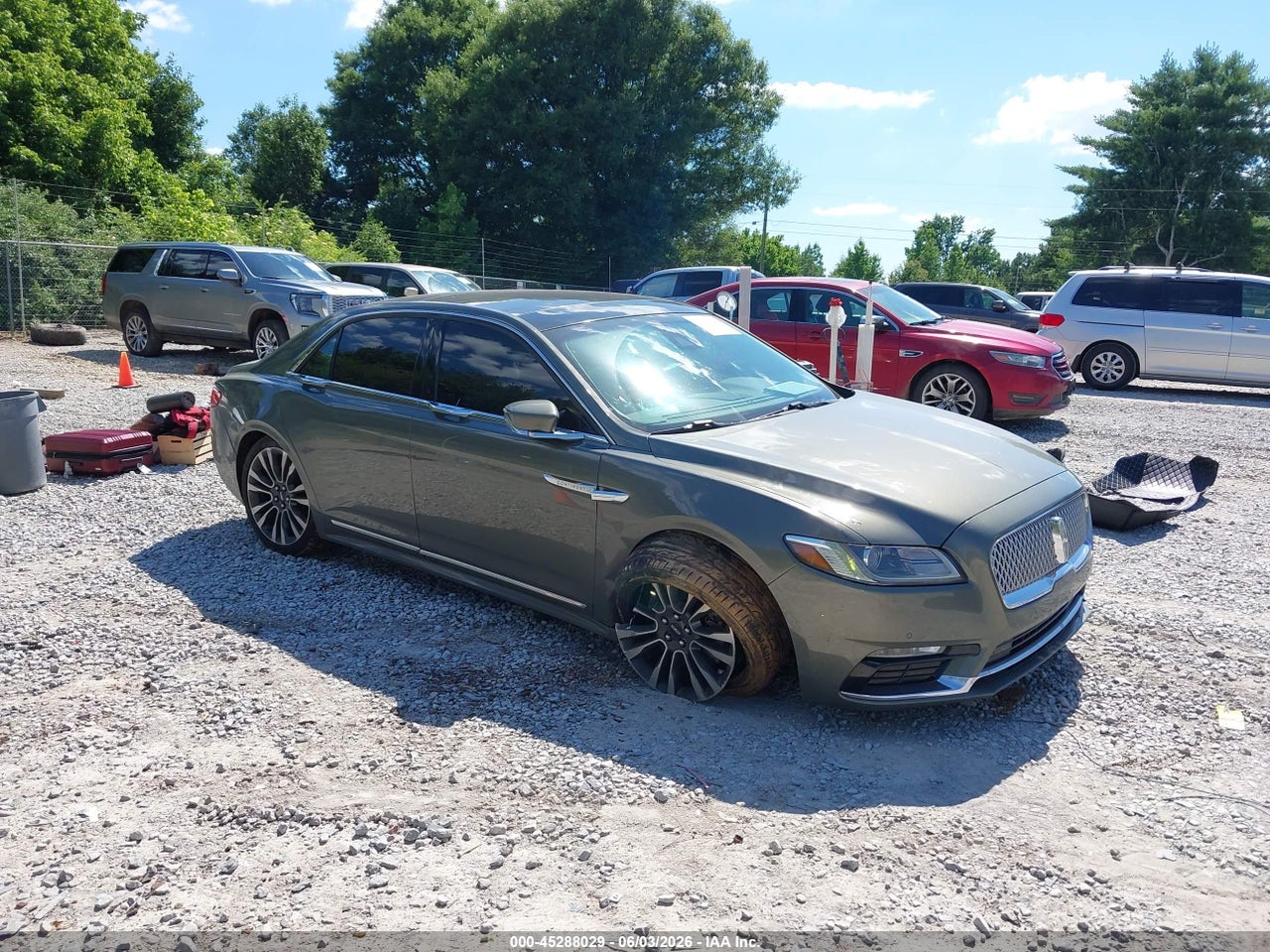 1LN6L9NP9H5****** · 2017 LINCOLN CONTINENTAL RESERVE
