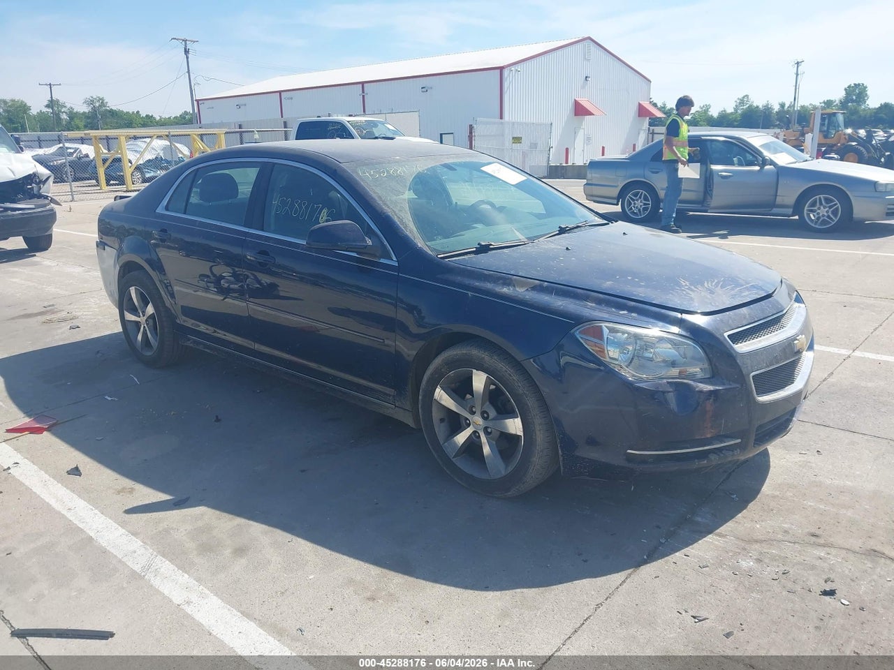 1G1ZC5EU3BF****** · 2011 CHEVROLET MALIBU 1LT