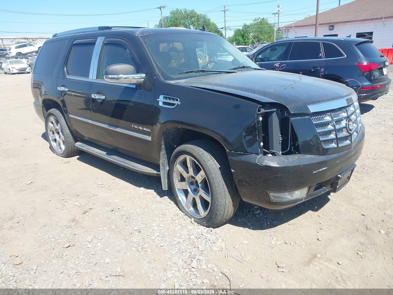 1GYUKBEF4AR****** · 2010 CADILLAC ESCALADE LUXURY