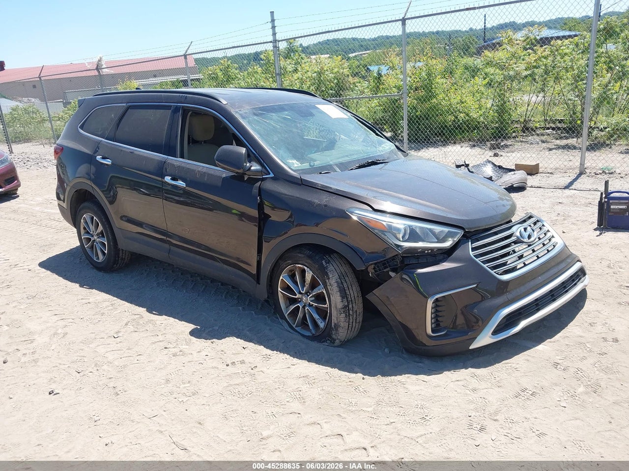 KM8SM4HF4JU****** · 2018 HYUNDAI SANTA FE SE