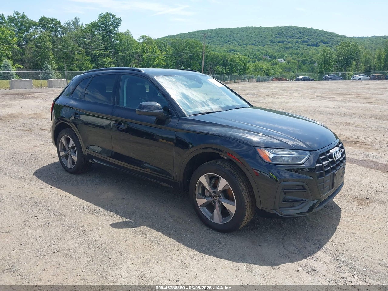 WA1ABAFY8S2****** · 2025 AUDI Q5 PREMIUM 40 TFSI QUATTRO S TRONIC