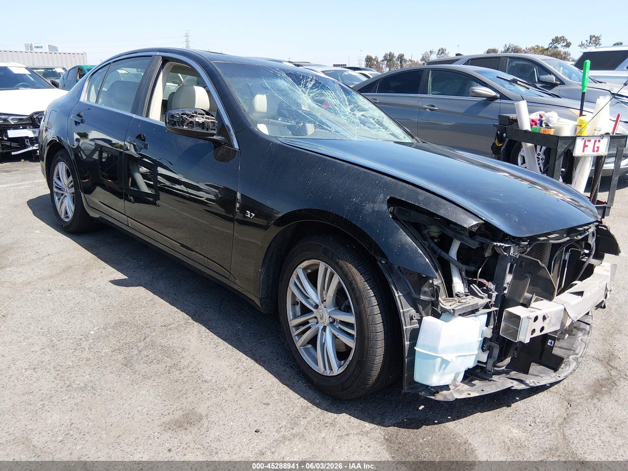 JN1CV6AP7FM****** · 2015 INFINITI Q40