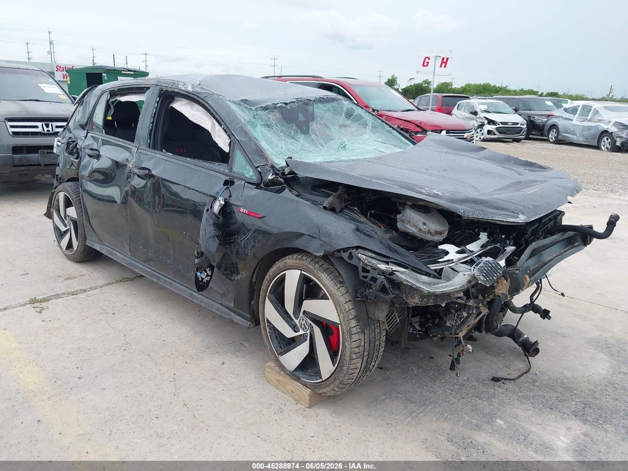 WVWGA7CD0RW****** · 2024 VOLKSWAGEN GOLF GTI 2.0T S