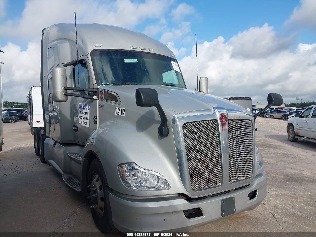 1XKYD49X9MJ****** · 2021 KENWORTH T680