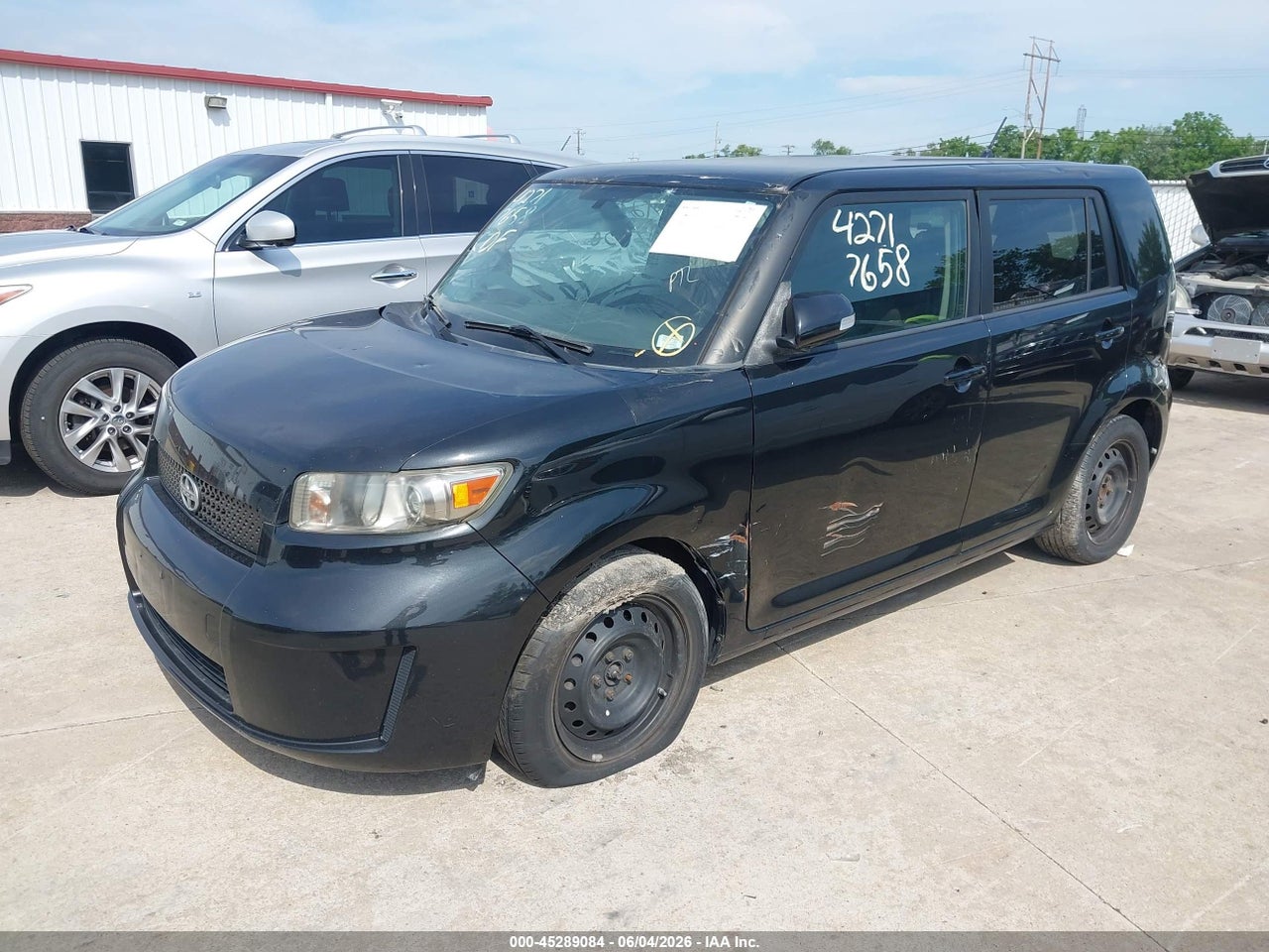 2009 SCION XB   · 2/11
