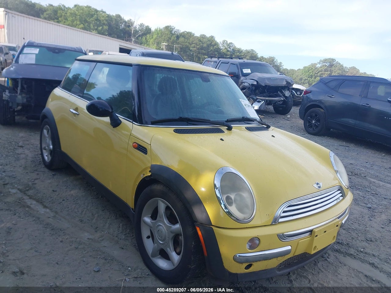 WMWRC33404T****** · 2004 MINI COOPER