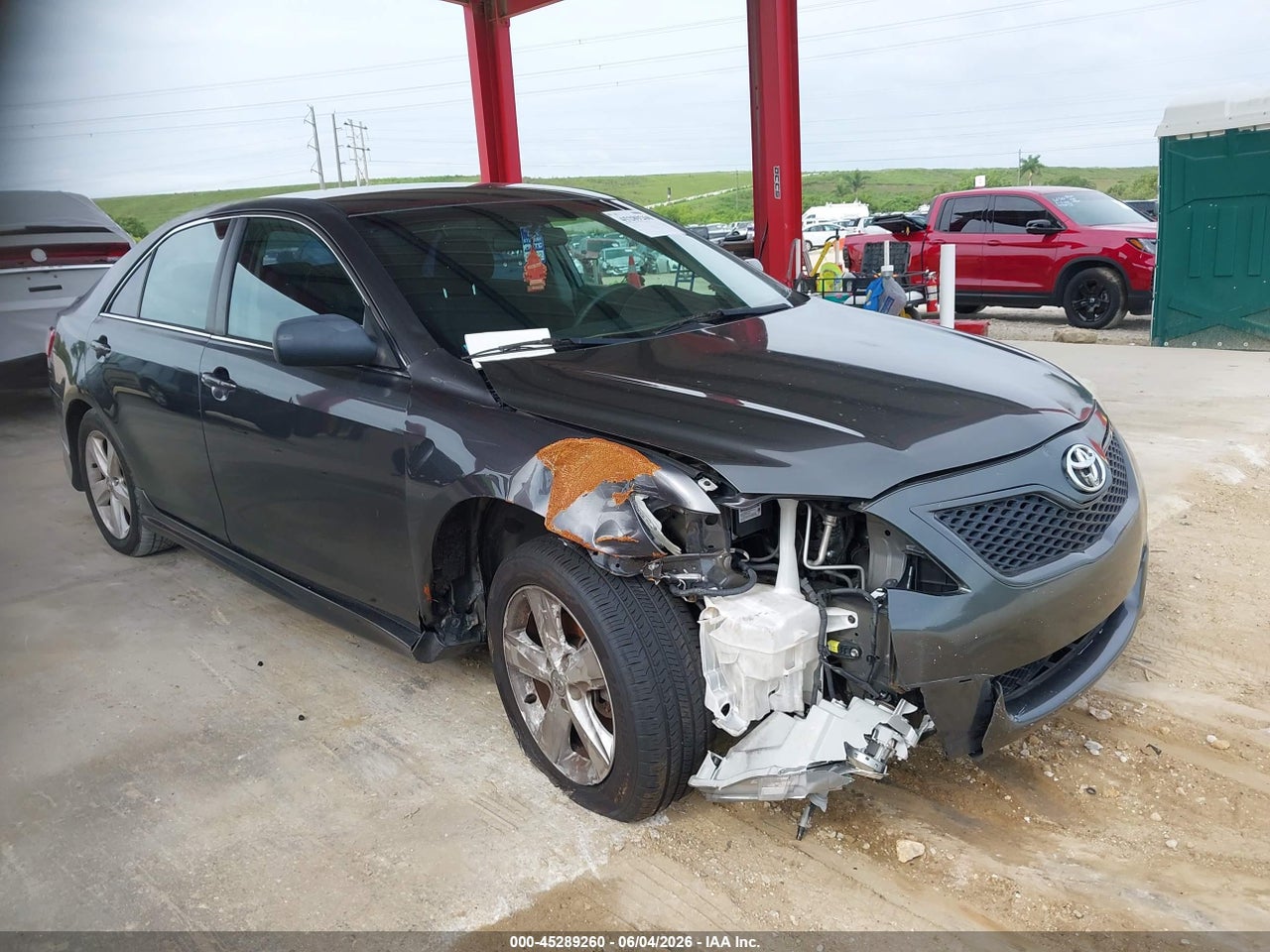 4T1BF3EK5AU****** · 2010 TOYOTA CAMRY SE