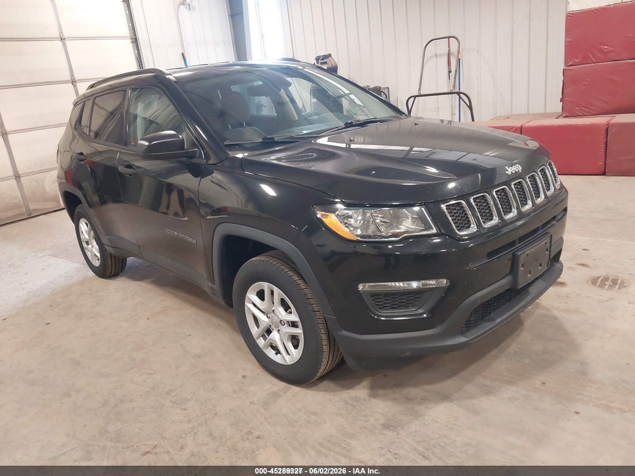 3C4NJDAB4JT****** · 2018 JEEP COMPASS SPORT 4X4