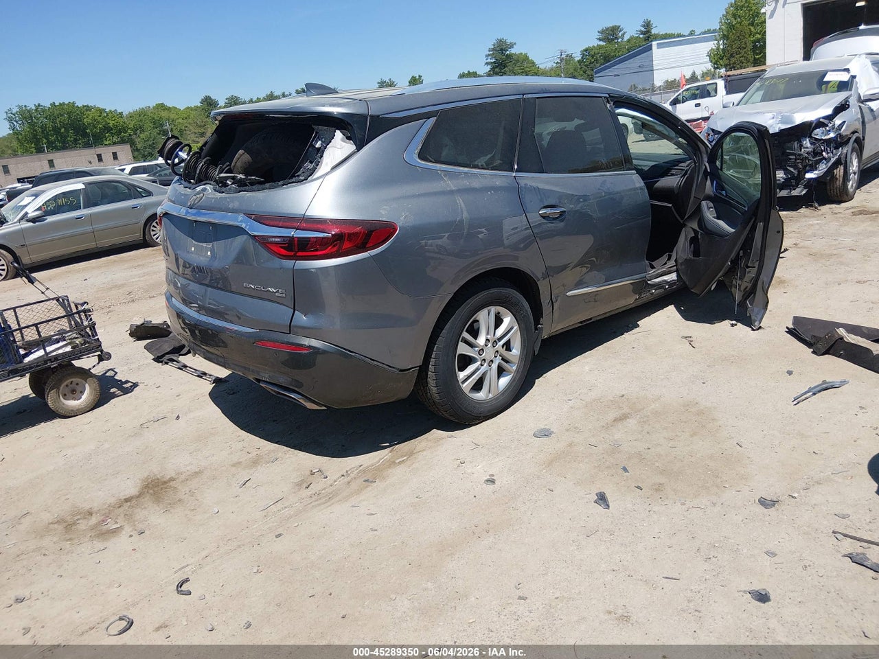 2018 BUICK ENCLAVE ESSENCE · 4/11