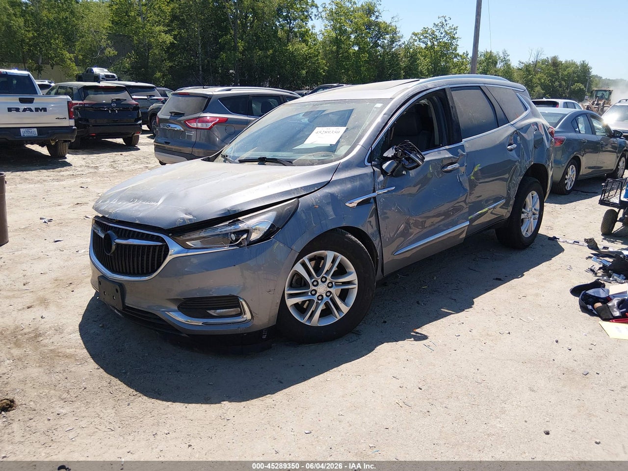 2018 BUICK ENCLAVE ESSENCE · 2/11